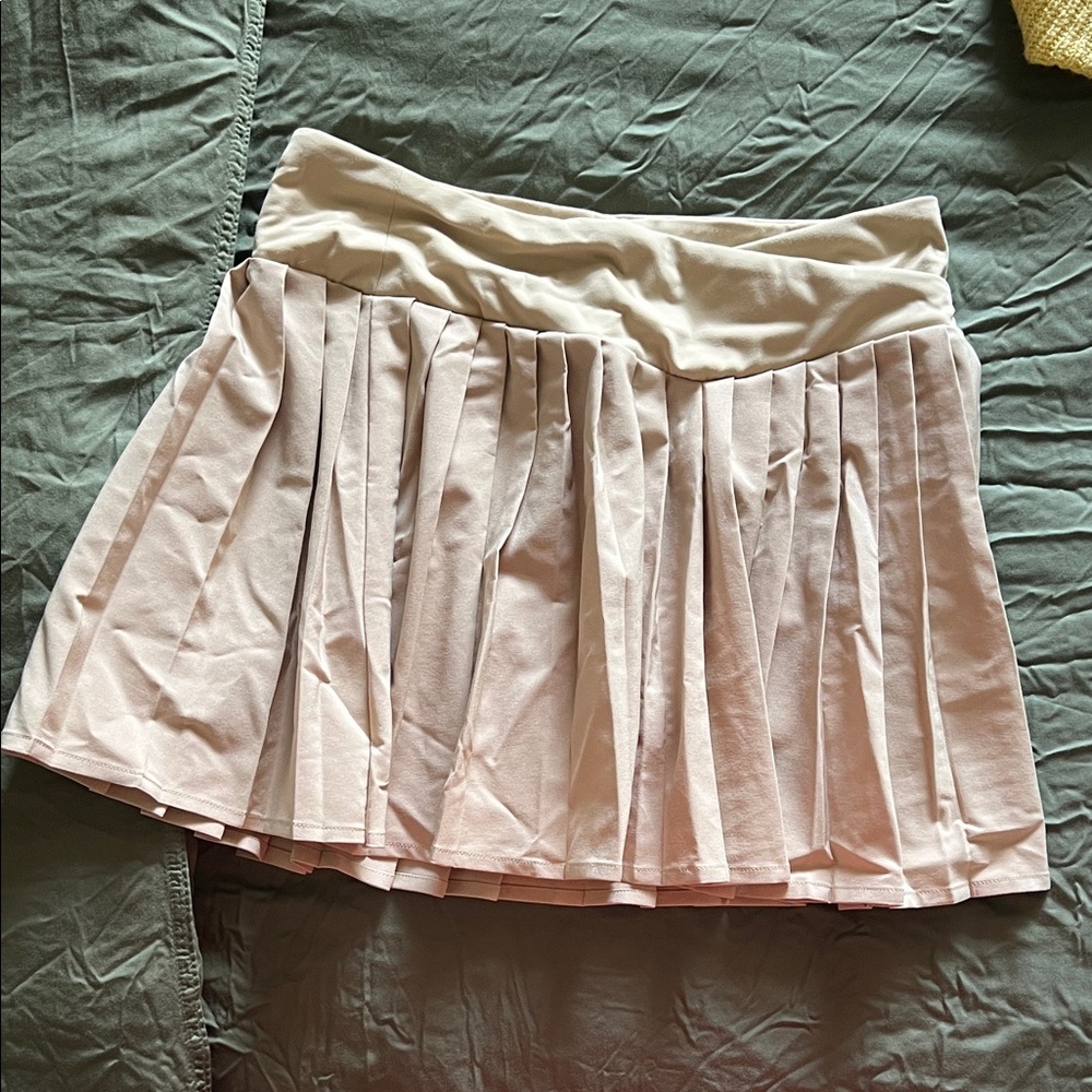 Forever 21 Soft Pink Pleated Skater Skirt